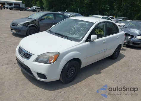 2011 Kia Rio Lx z USA, uszkodzony, nr VIN KNADH4A32B6923846